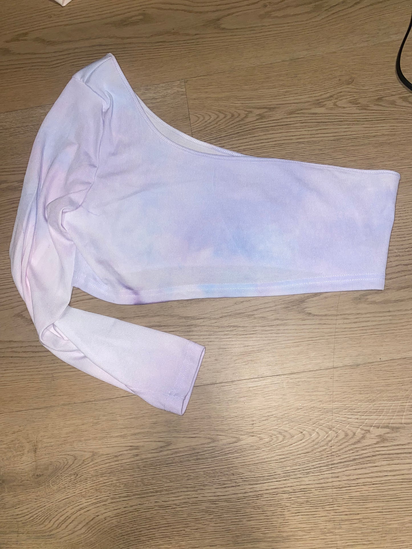 One shoulder top