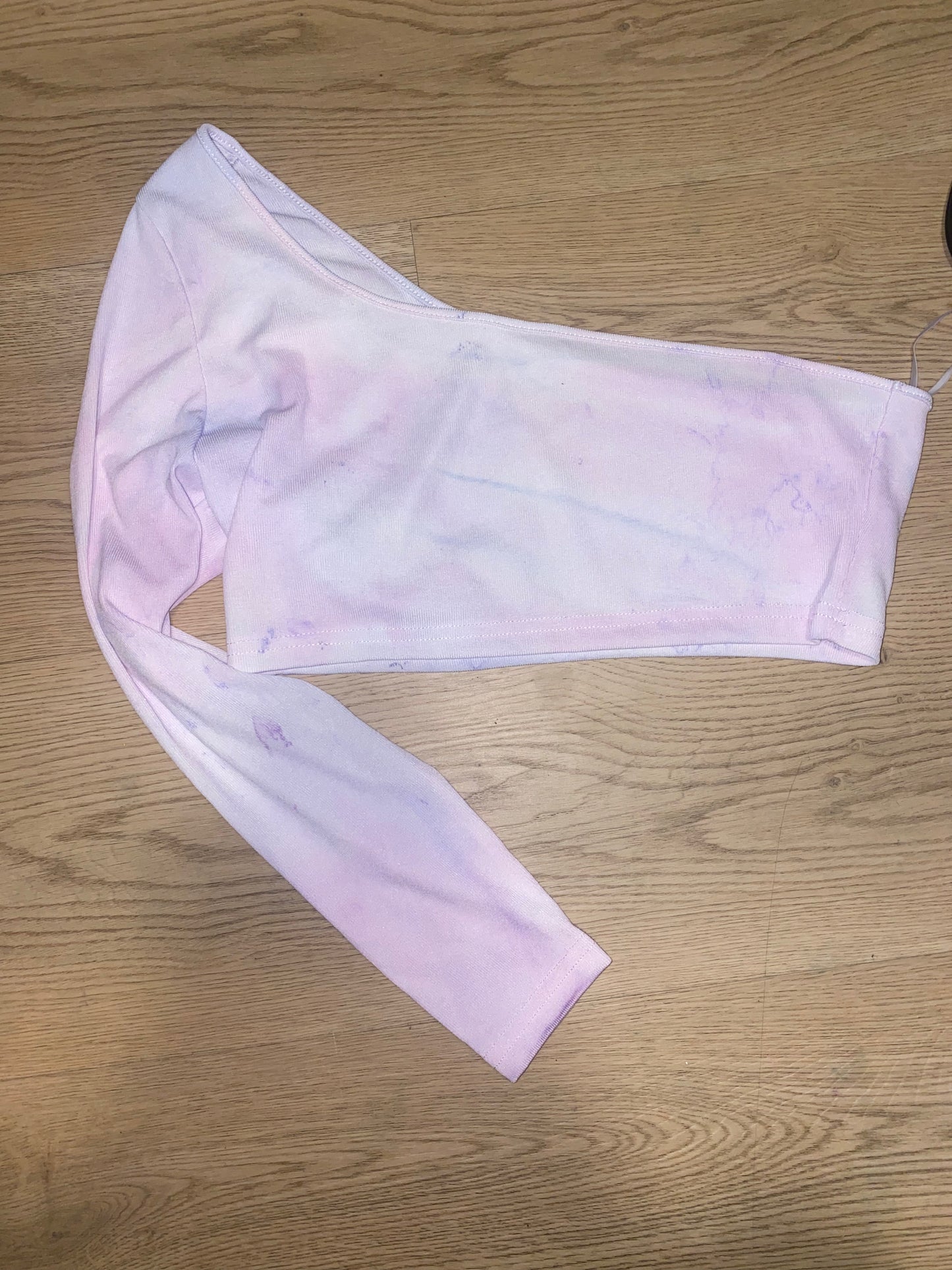 One shoulder top