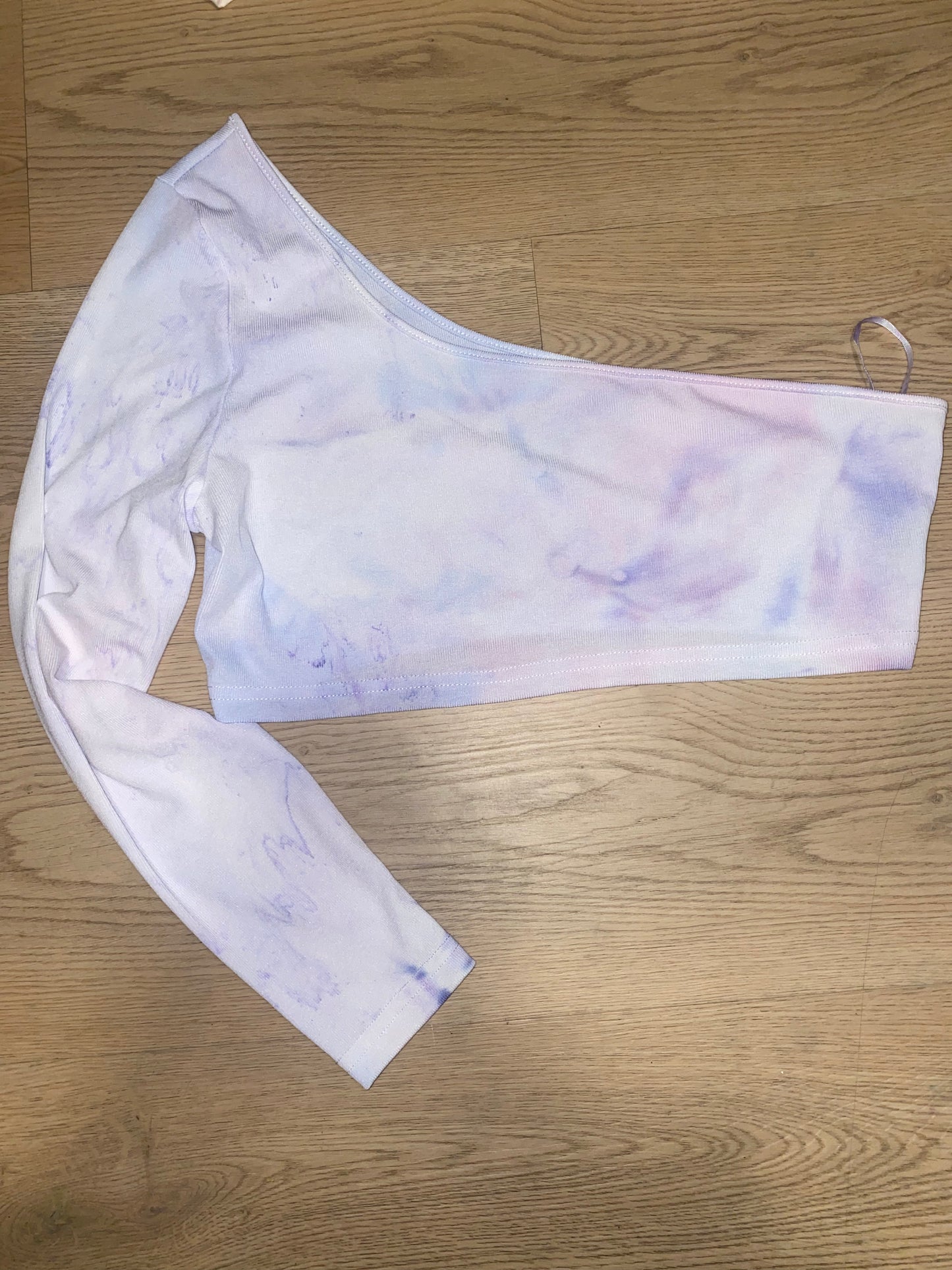 One shoulder top