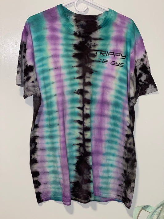 Trippy line t shirt